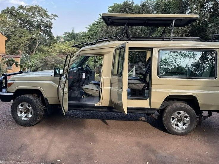 safari-van-for-hire-in-uganda